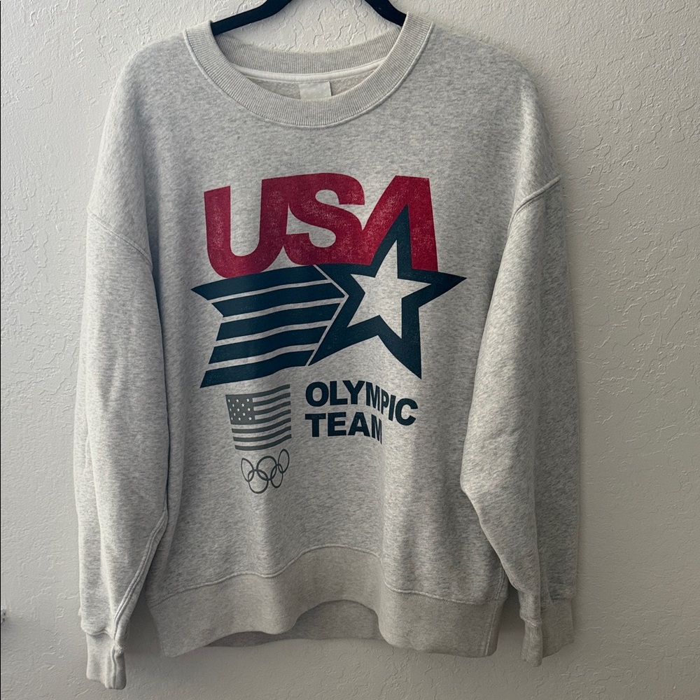 Abercrombie & Fitch Gray USA Olympic Team Crewneck Sweatshirt